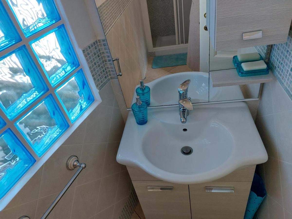 Una Finestra Sul Mare Monolocale Apartman Bergeggi Kültér fotó